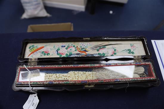 A good Chinese export ivory and silk fan, late 19th century, with original lacquer box, Fan 33cm, box 41.2cm